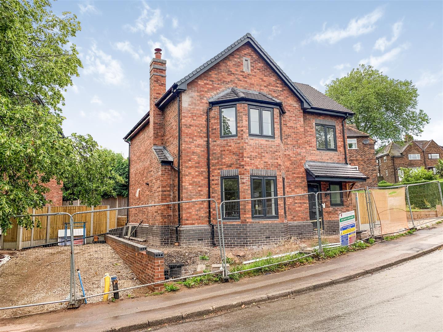 Property Search Bob Gutteridge Estate Agents and Valuers